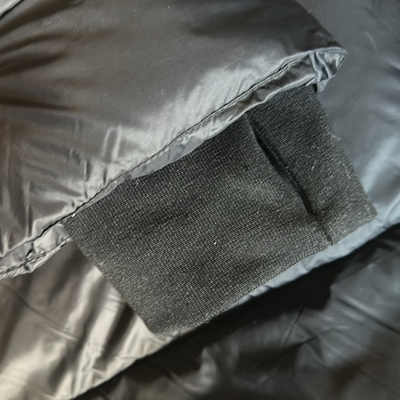 (Sold!!) UGG Brayden Puffer Jacket size XXL. Like new. 10/10 - Picture 6 of 7